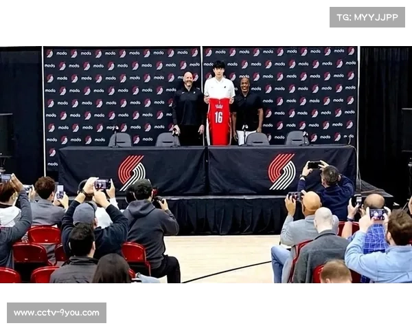 NBA考虑扩大双向合同名额，发展联盟角色提升